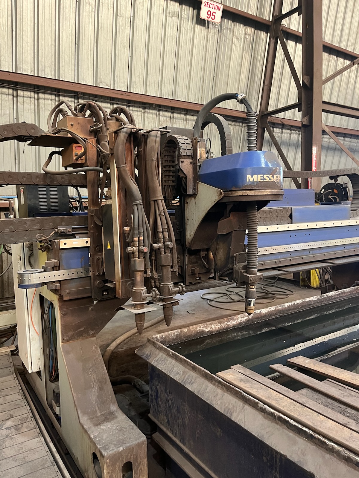 10’ X 40’ Messer Titan 10/8 Plasma / Oxygen Cutting System 