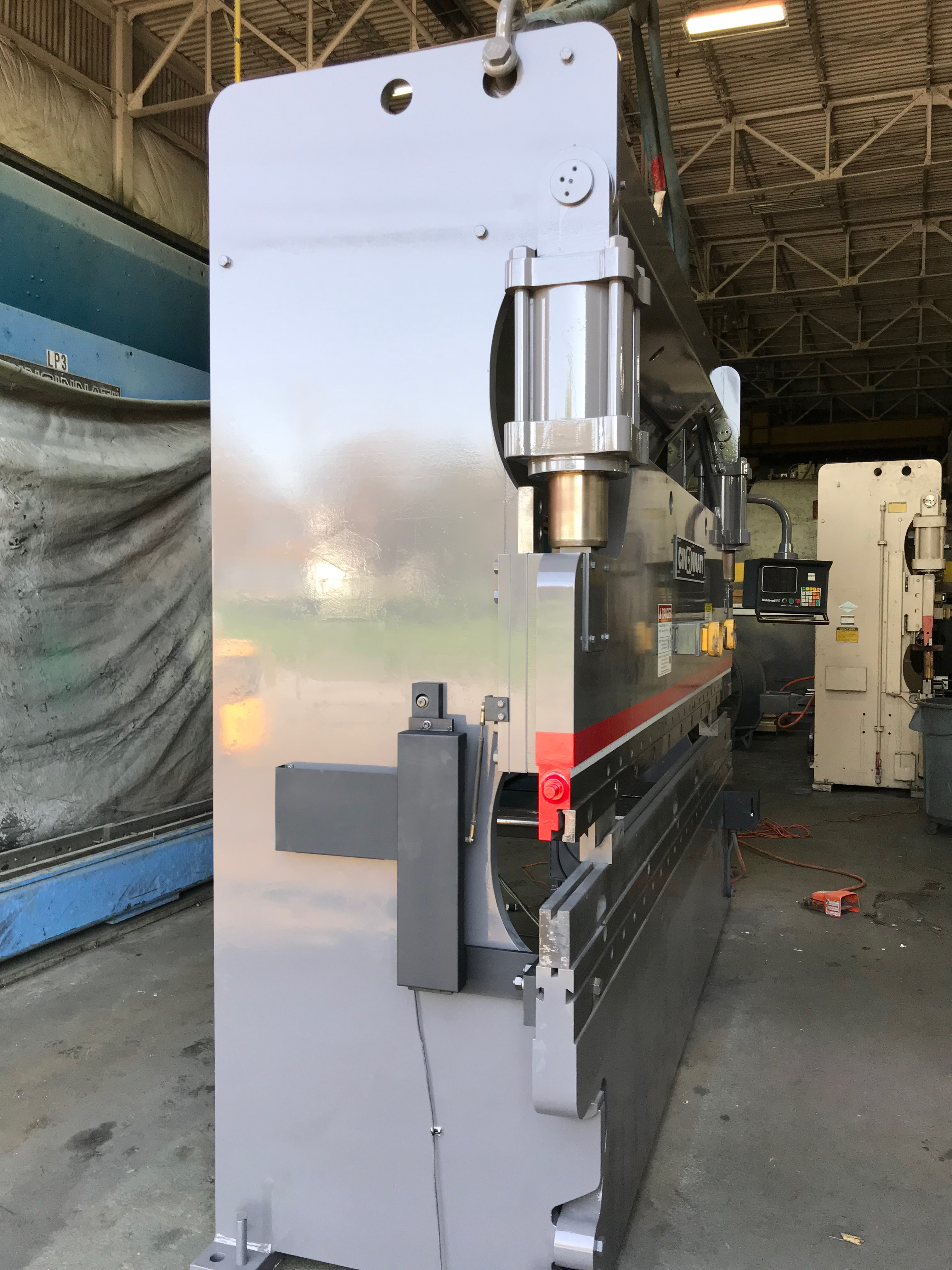 90 Ton X 12' Cincinnati Model 90CB CNC Press Brake