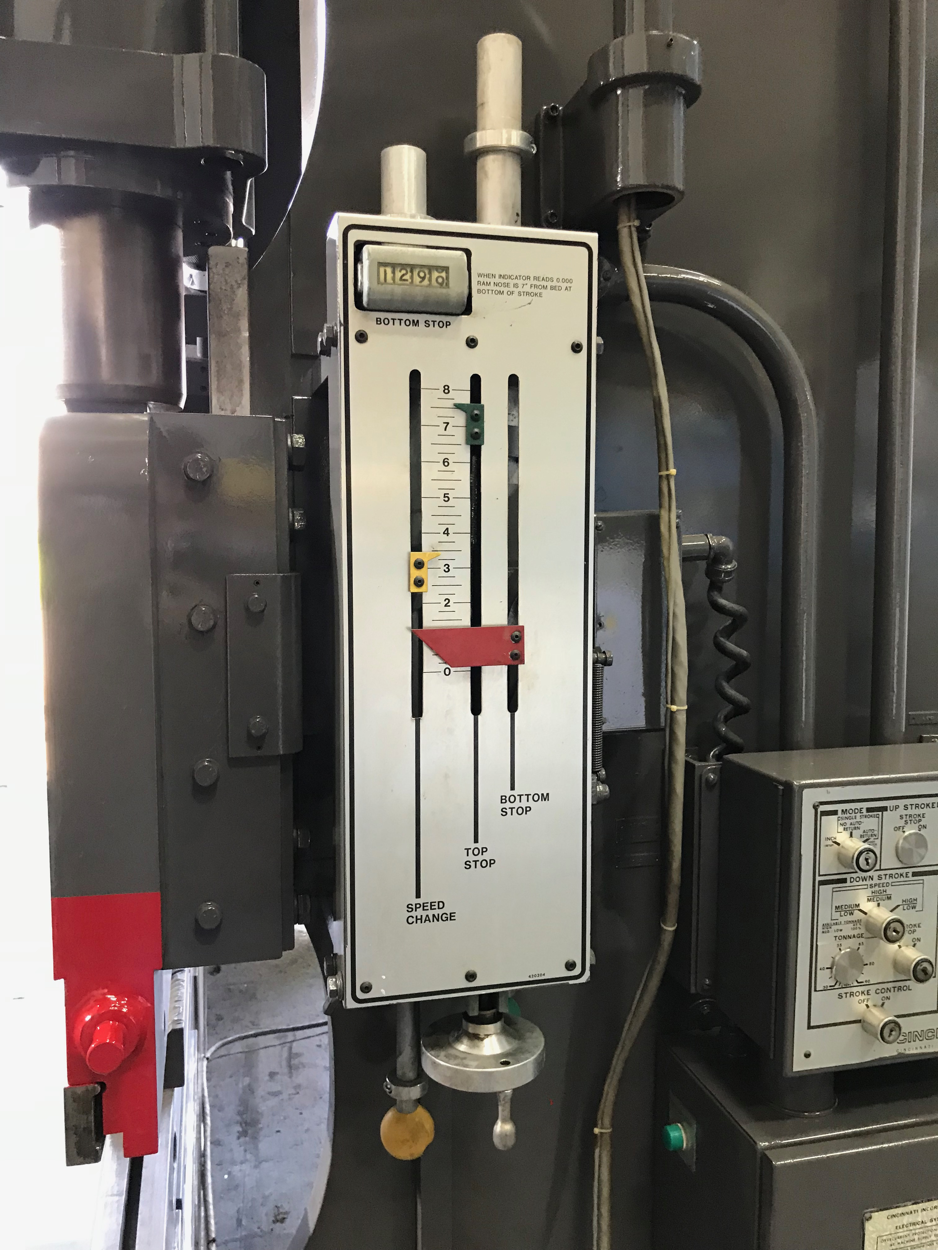 90 Ton X 12' Cincinnati Model 90CB CNC Press Brake