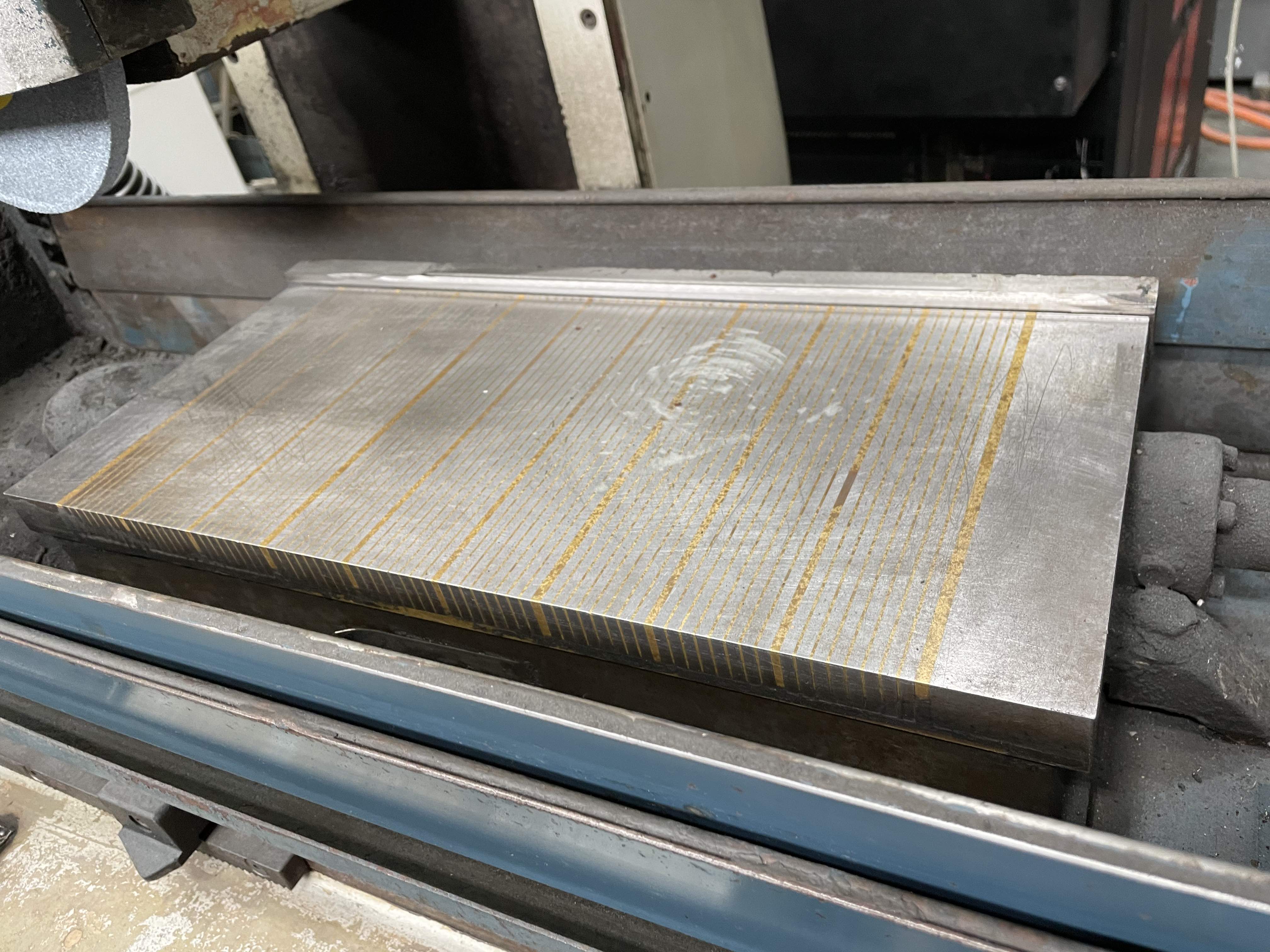 8" X 18" Kent Model KGS-250AHD Surface Grinder
