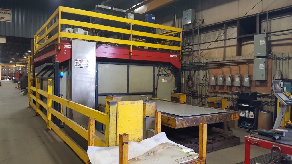 6' X 10' 2011 Messer Metalmaster Plus CNC Fiber Laser / Plasma Cutting System