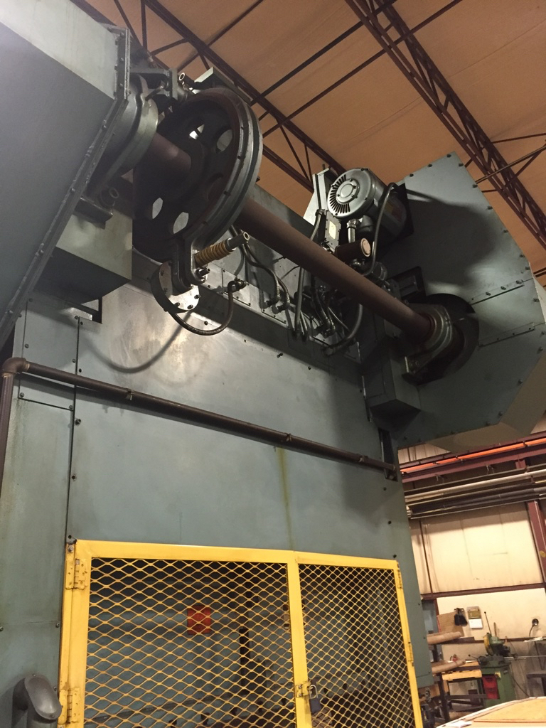 200 Ton South Bend Model S2-200-72 X 48 BGAC150 Ton Straight Side Double Crank Press