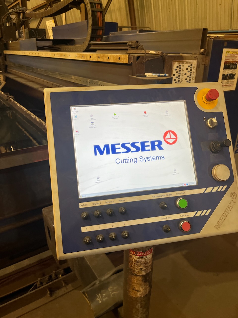 10’ X 40’ Messer Titan 10/8 Plasma / Oxygen Cutting System 