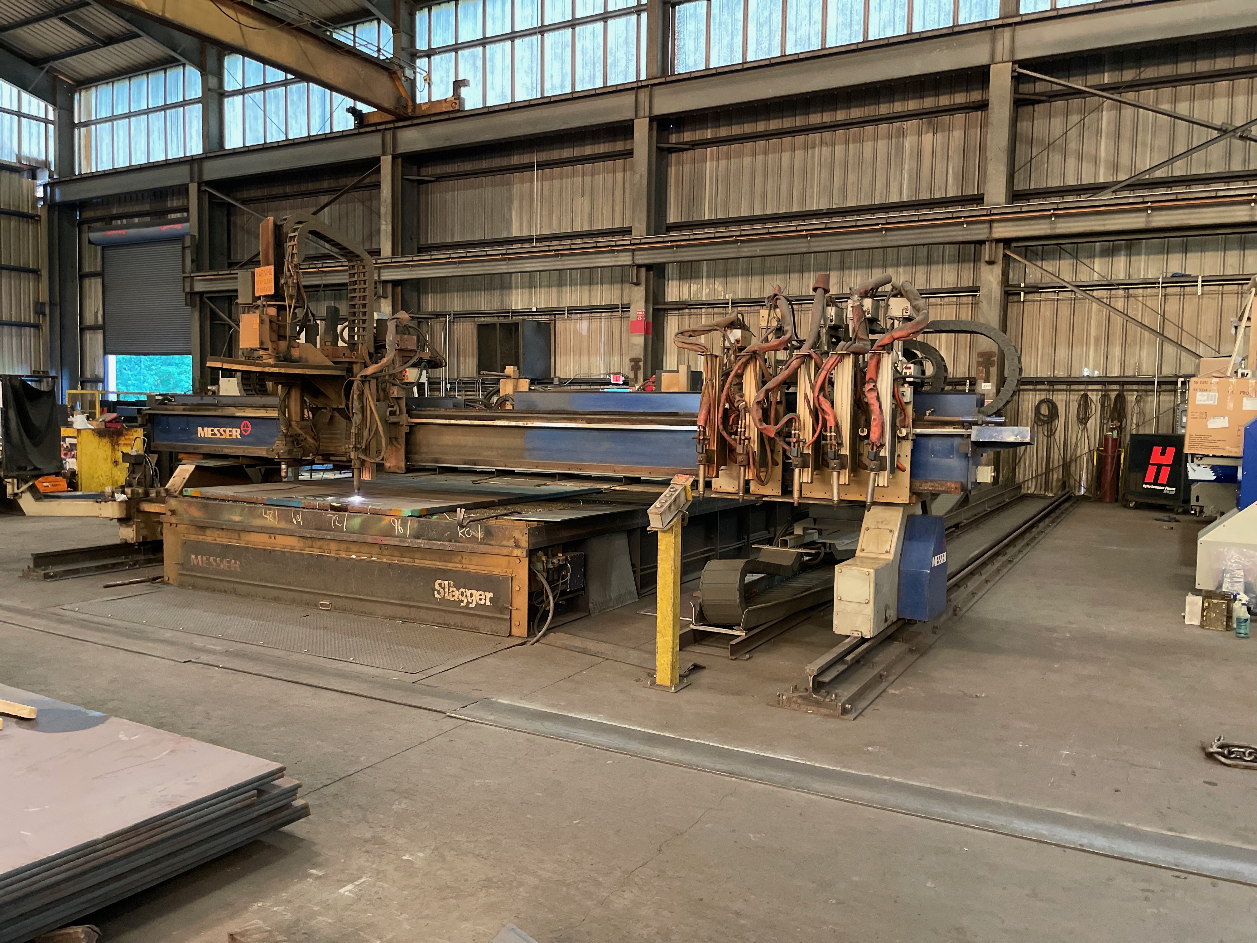 20' X 40' Messer TMC 4520 CNC Plasma / Oxygen Cutting System
