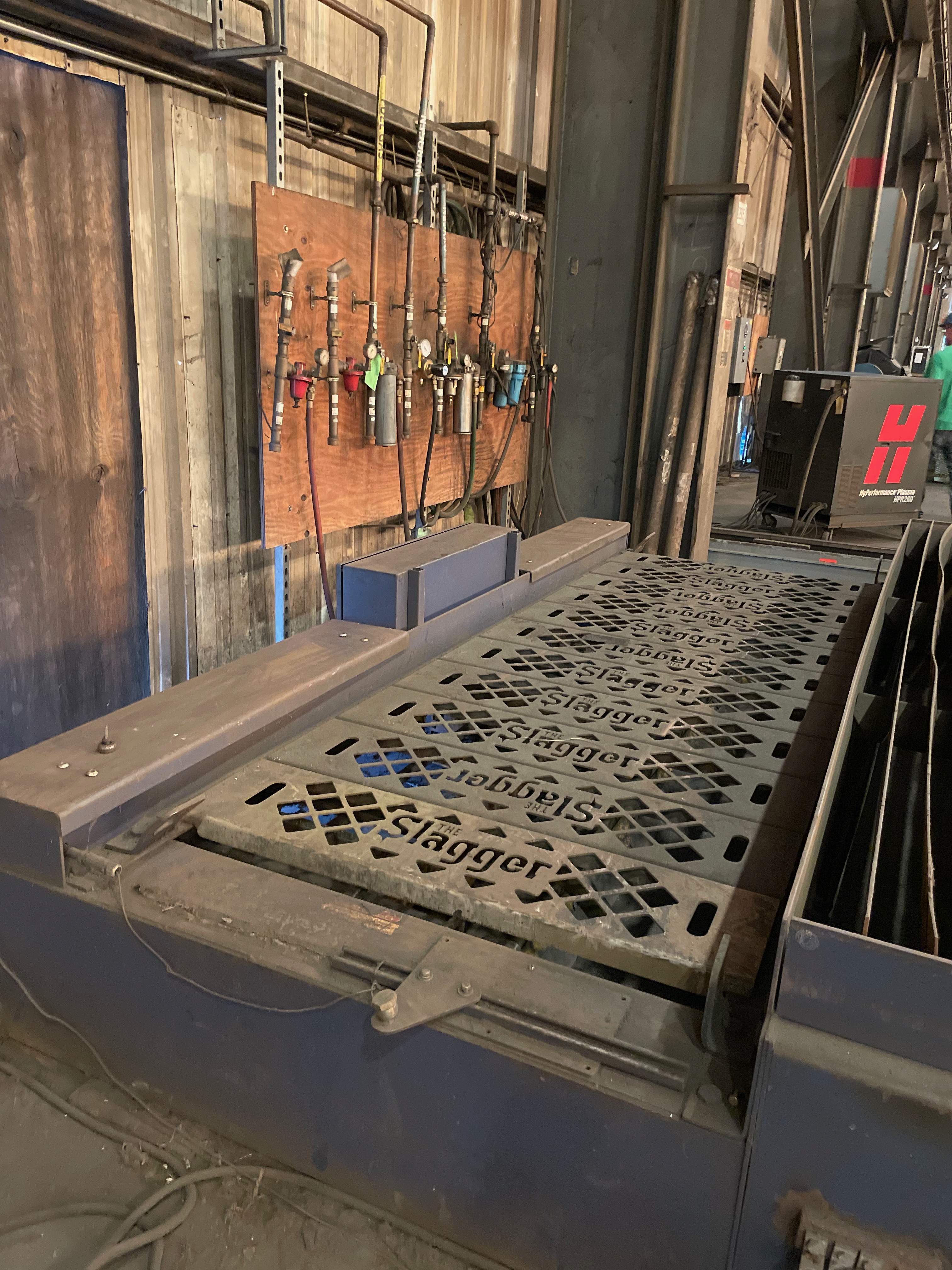 20' X 40' Messer TMC 4520 CNC Plasma / Oxygen Cutting System