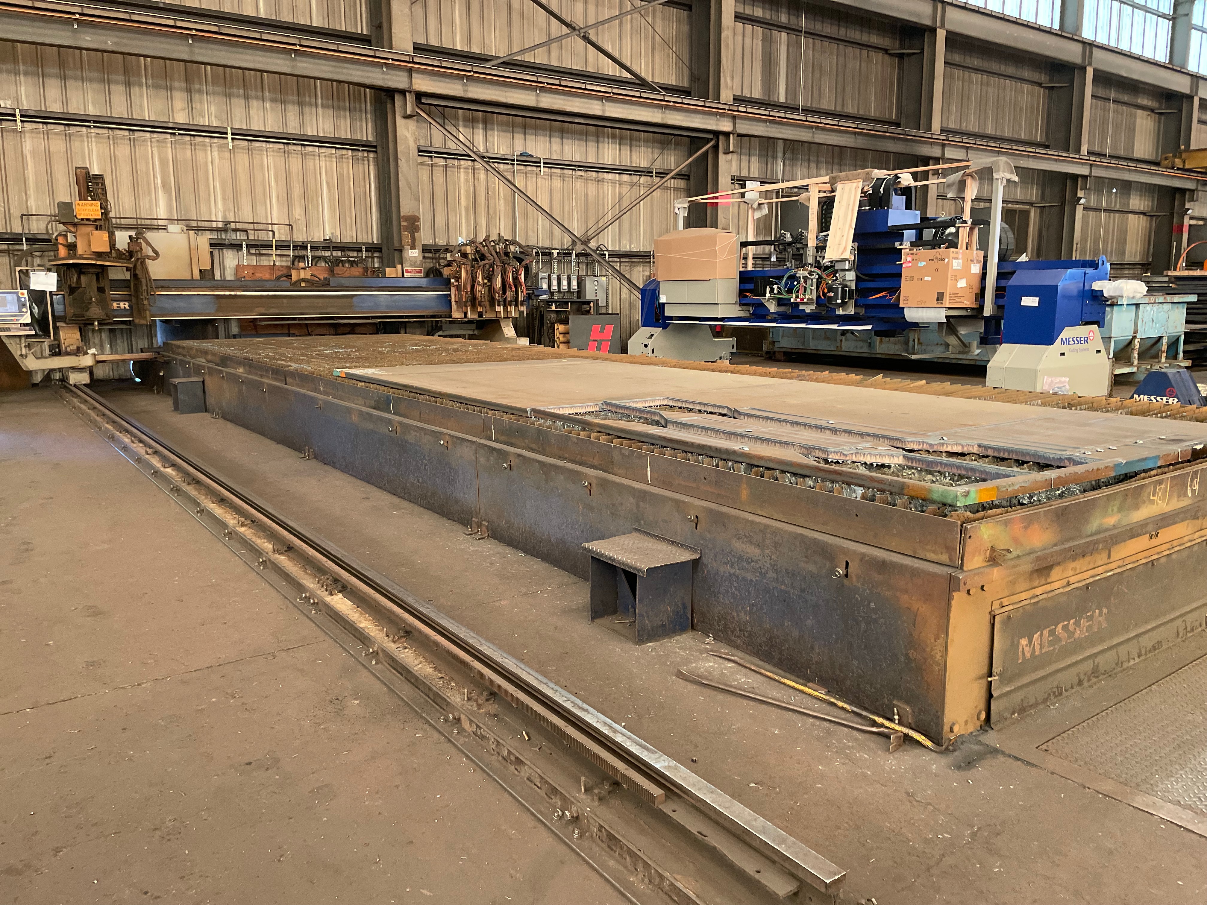 20' X 40' Messer TMC 4520 CNC Plasma / Oxygen Cutting System