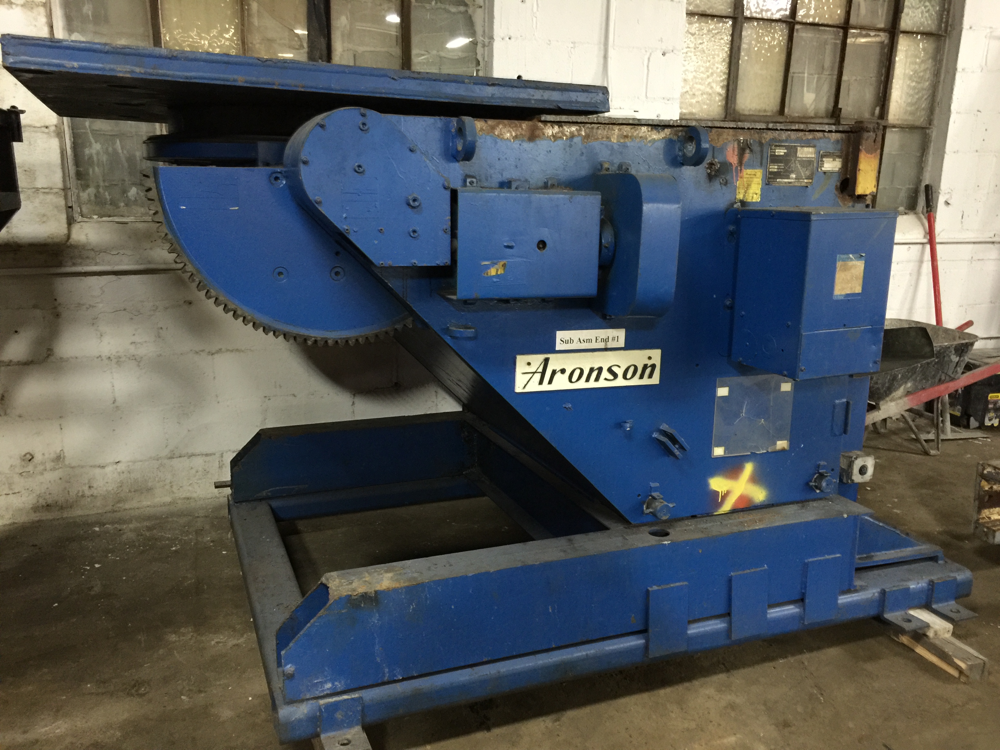 24,000 Aronson Model HD240A Welding Positioner24,000 Aronson Model HD240A Welding Positioner