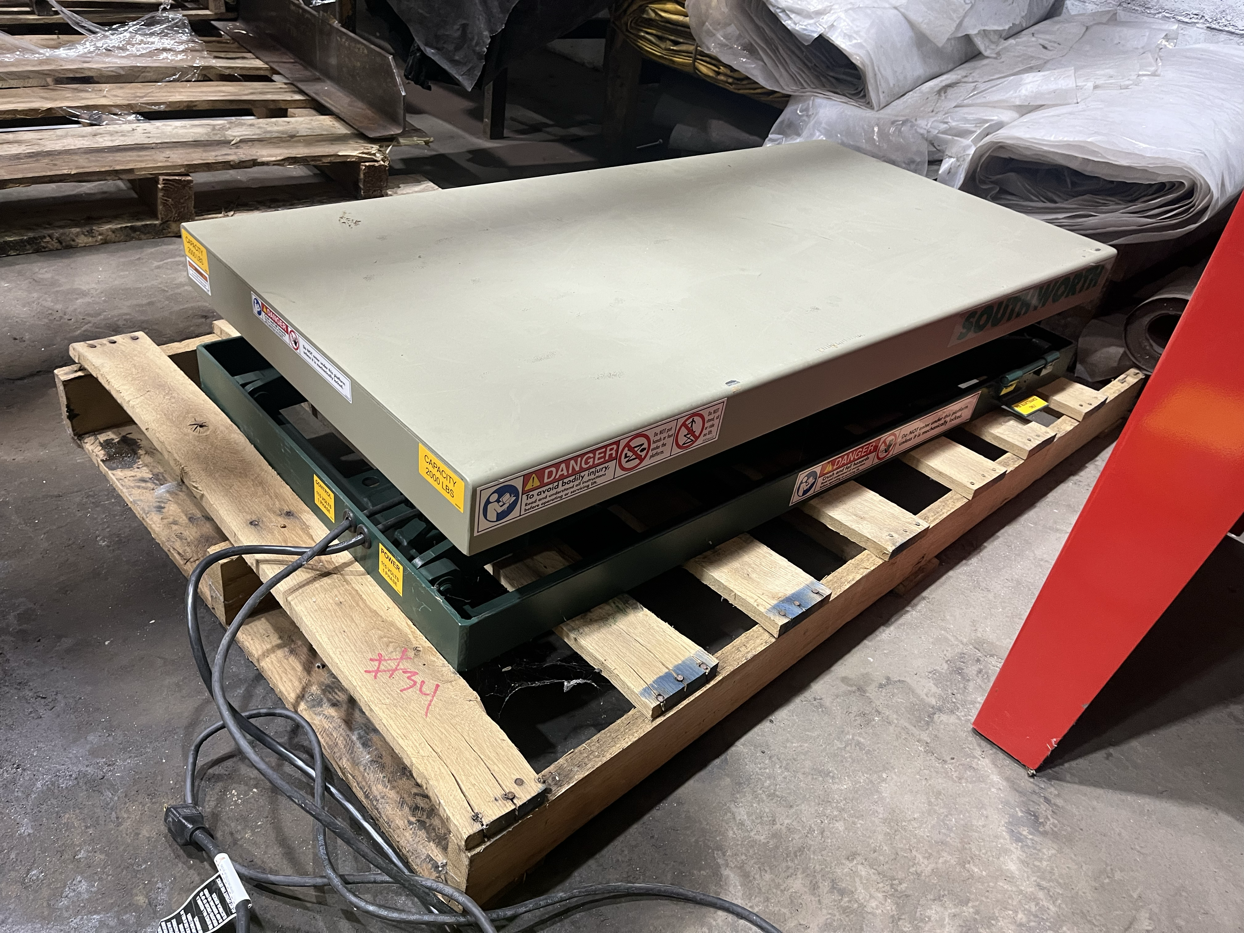 2000 Lb Southworth Model LL2.0-32.5  Scissor Lift Table 